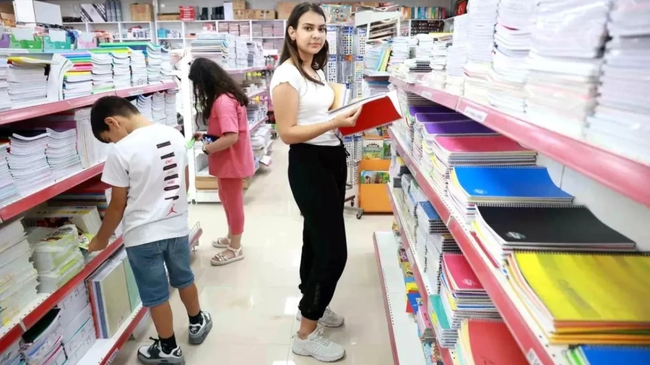 Hatay'da kırtasiye talebi arttı