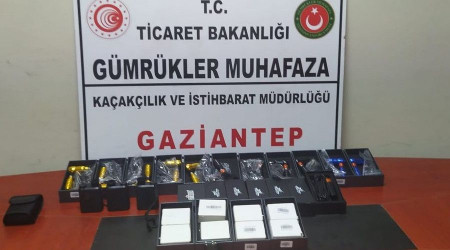 Havalimanında lazer menzil bulucu yakalandı