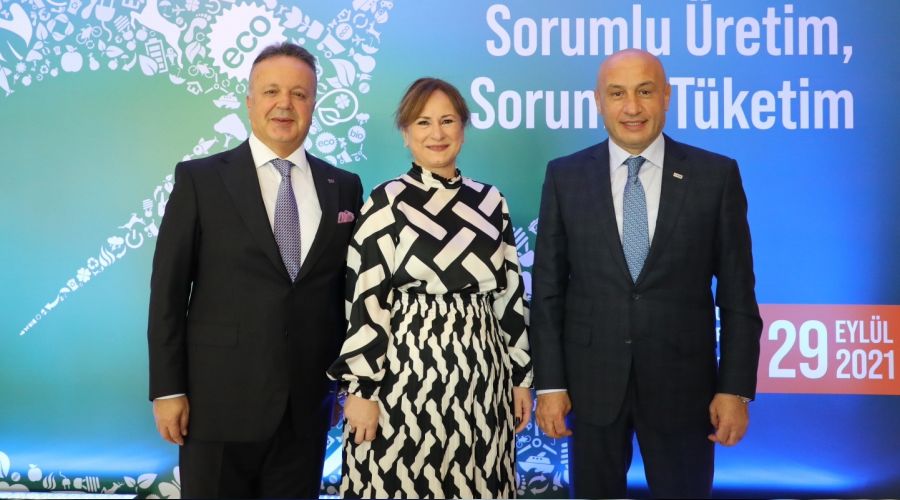 Hazır giyimden yeşil atak