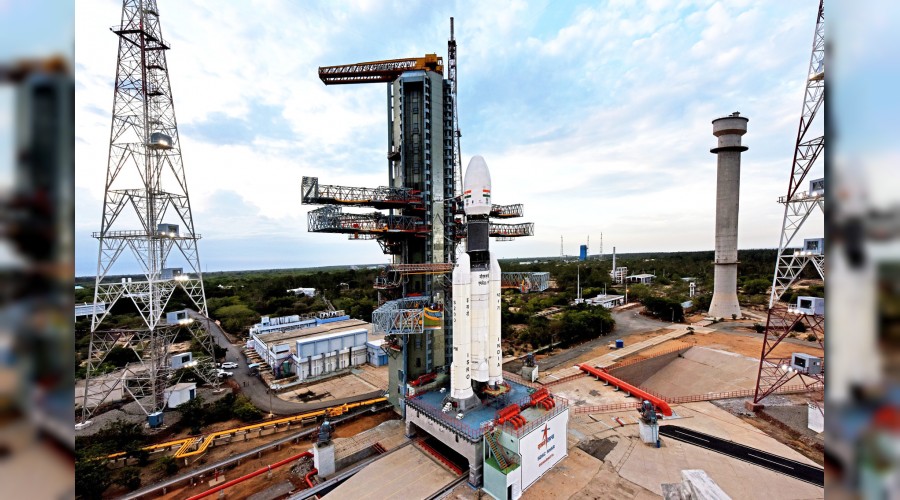 Hindistan, Chandrayaan-2'yi uzaya gnderdi
