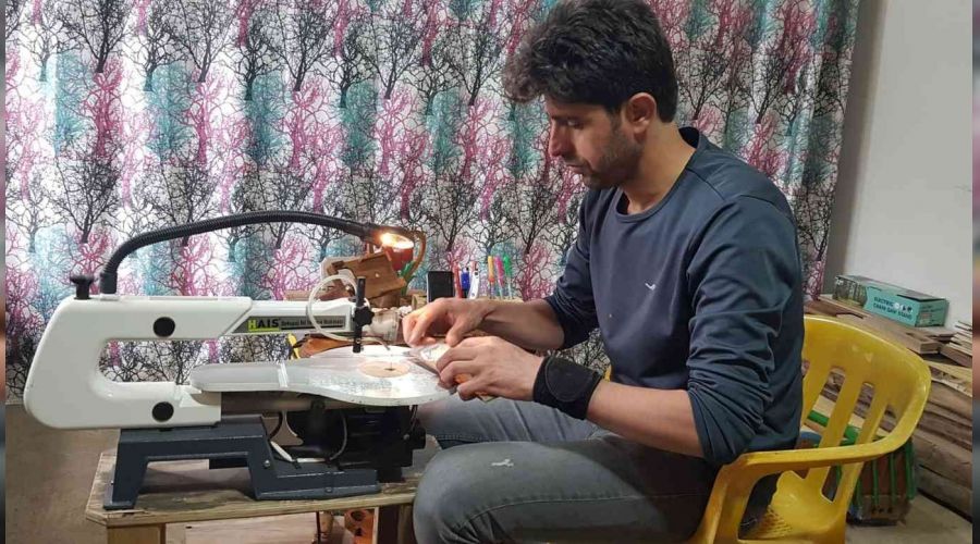 Hobi olarak başladı şimdi siparişlere yetişemiyor