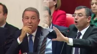 Hulusi Akar, Özgür Özel'e açtığı tazminat davasını kaybetti