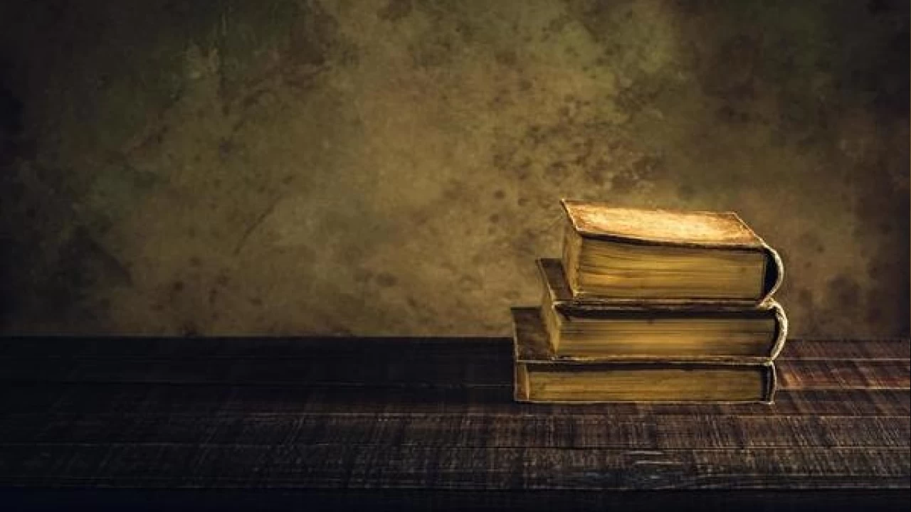 İbn Tufeyl ve felsefi bir roman