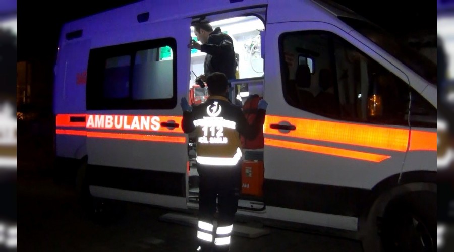 �ki aile aras�nda kavga; 11 yaral�