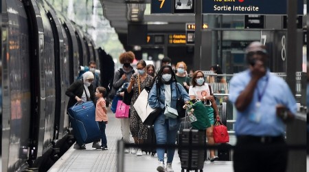 İngilizlerin Fransa'dan karantina kaçışı