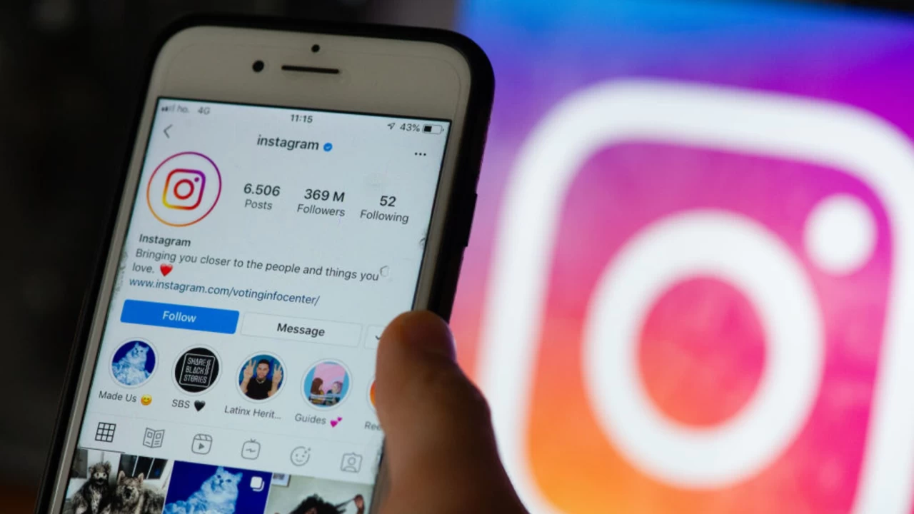 Instagram yasağı Türkiye'de ifade özgürlüğüne tehdit