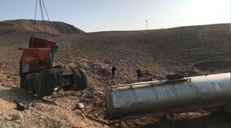 İran plakalı tır kaza yaptı
