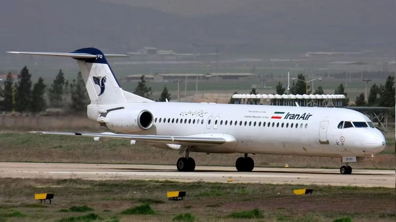 İran yolcu uçağı teknik arıza nedeniyle Erdebil'e zorunlu iniş yaptı