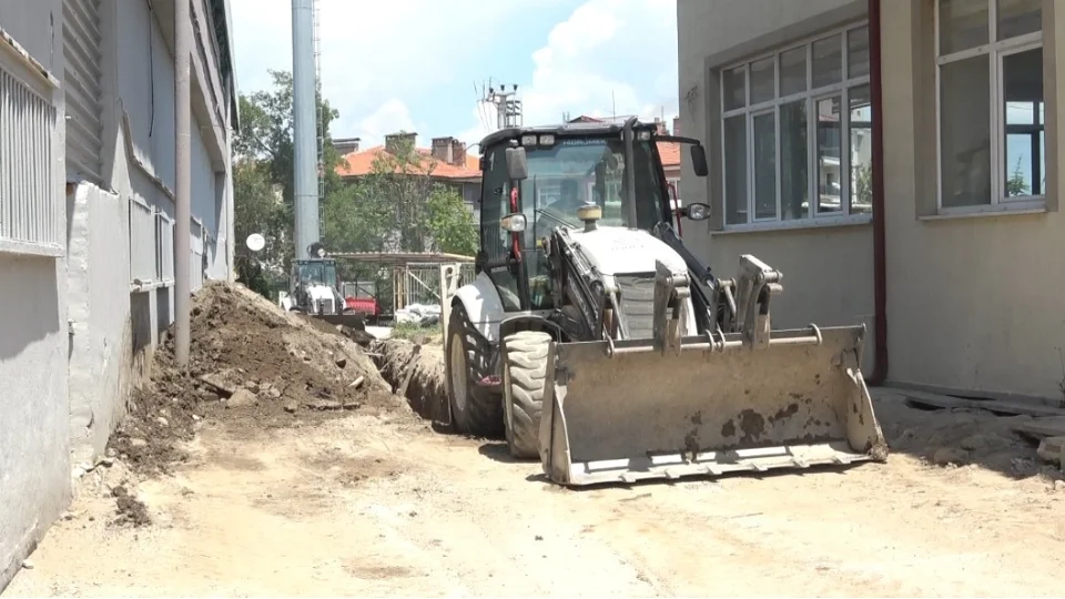 Isparta'da kanalizasyon hatt� �al��mas�nda g���k meydana geldi