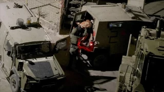 İsrail Batı Şeria'da 30 Filistinliyi gözaltına aldı