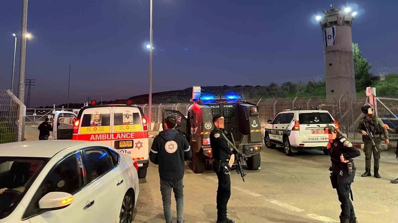 �srail polisi, 3 ya��ndaki Filistinli k�z �ocu�unu vurarak �ld�rd�