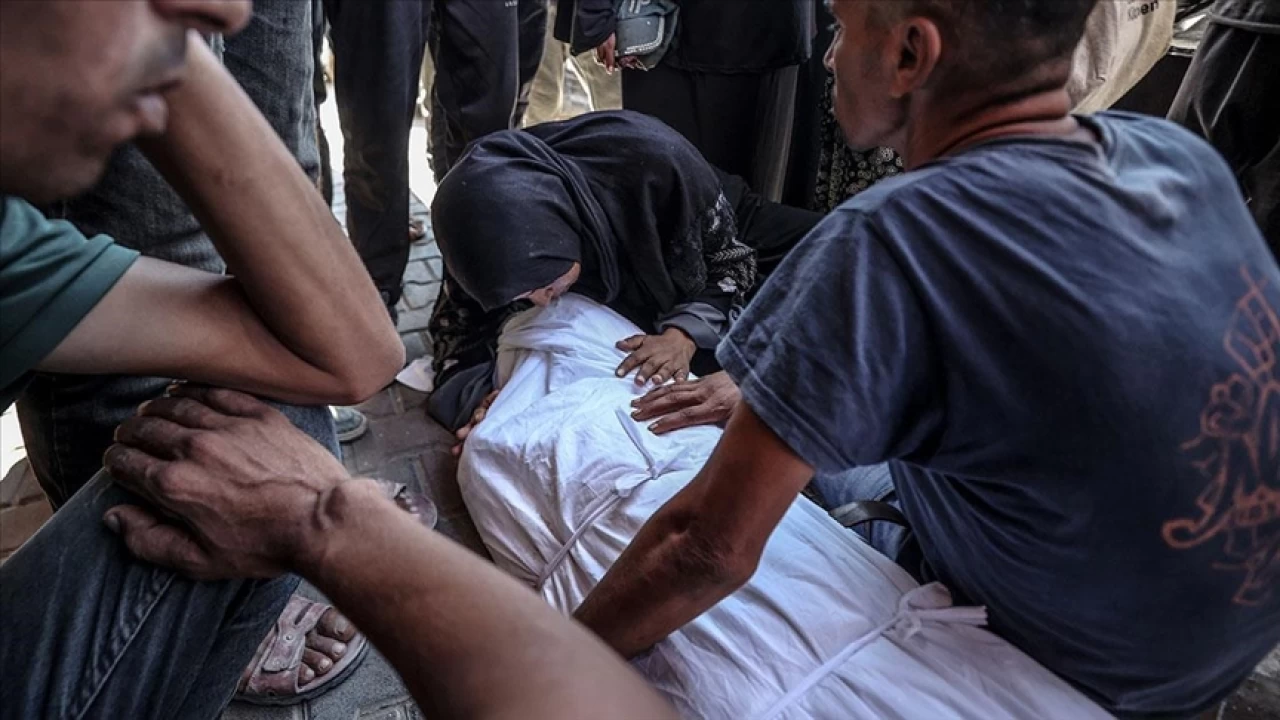 İsrail'in 342 gündür saldırılarını sürdürdüğü Gazze'de can kaybı 41 bin 118'e çıktı
