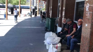 stanbul depreminin ardndan Batmanllar memleketlerine dnyor
