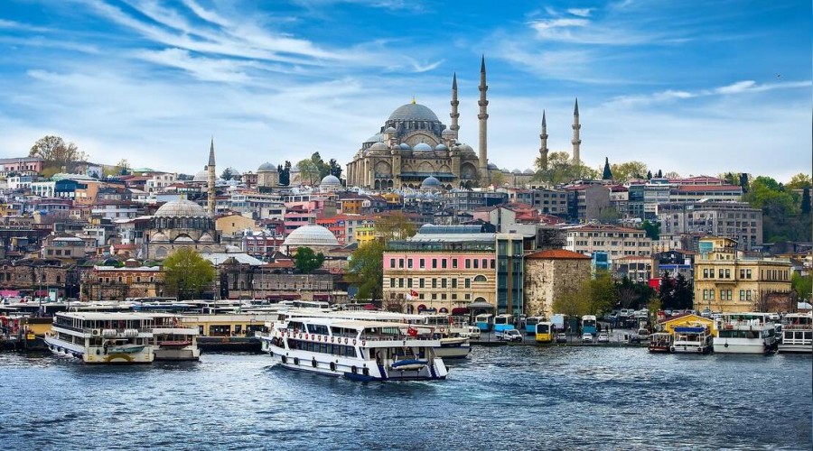 �stanbul turistsiz kald�