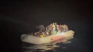 İzmir açıklarında 37 düzensiz göçmen kurtarıldı
