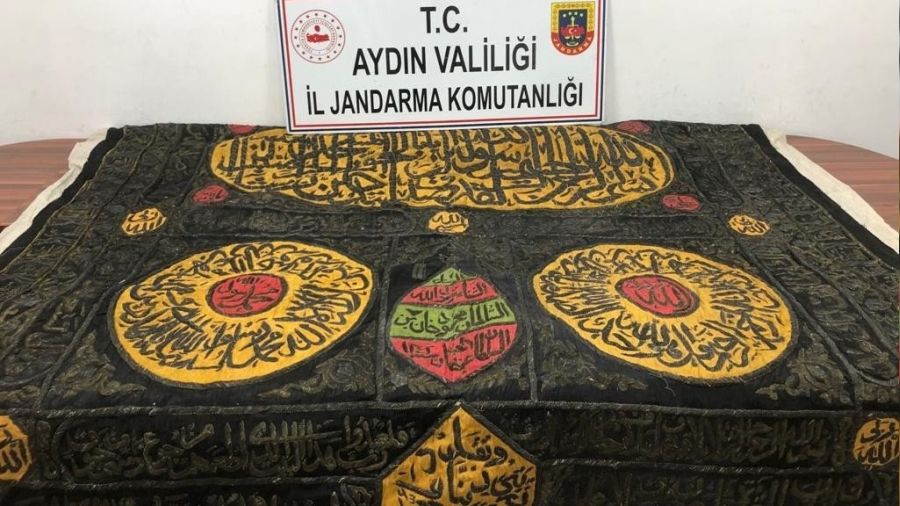 Jandarmadan 'Kabe örtüsü' operasyonu: 4 gözaltı