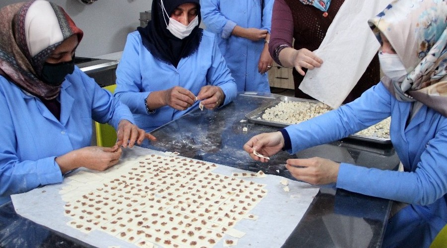 Kadın girişimciler, kurdukları kooperatifle siparişlere yetişemiyor