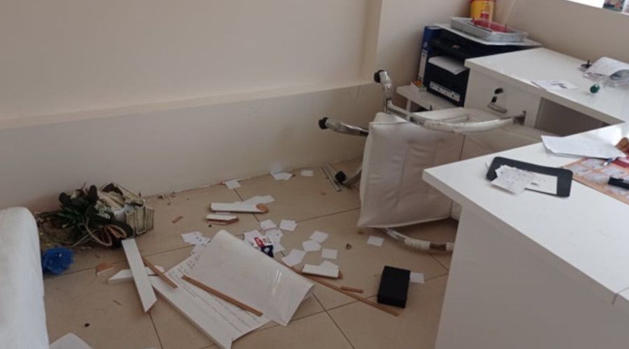 Kadına yönelik şiddet gününde, kadından doktora bıçaklı saldırı