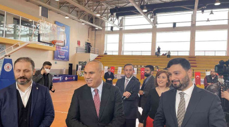 Kağıthane'de gençlere İHA-1 dron eğitimi