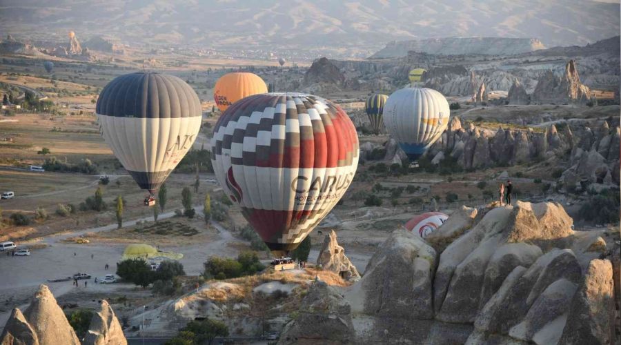 Kapadokya'da 11 ayda 360 bin kii balonla utu