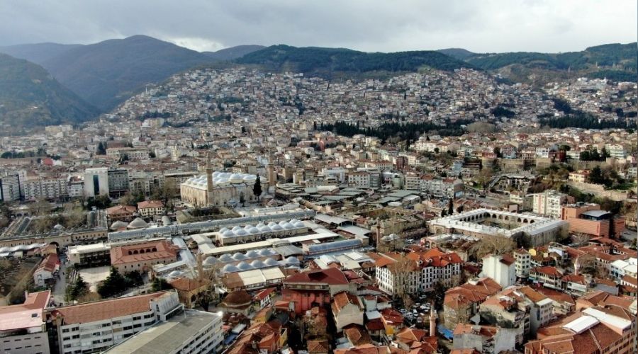 Kar, lodos ve yağmur Bursa'nın havasını temizledi