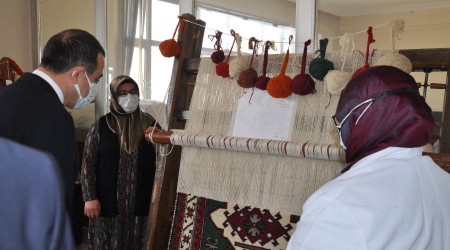 Kars Belediyesi açtığı kurslarla vatandaşların ekmek kapısı oldu