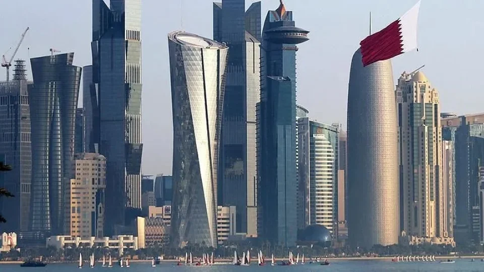 Katar Savunma Bakanl���: �lkeyi hedef alan f�ze sald�r�lar� engellendi