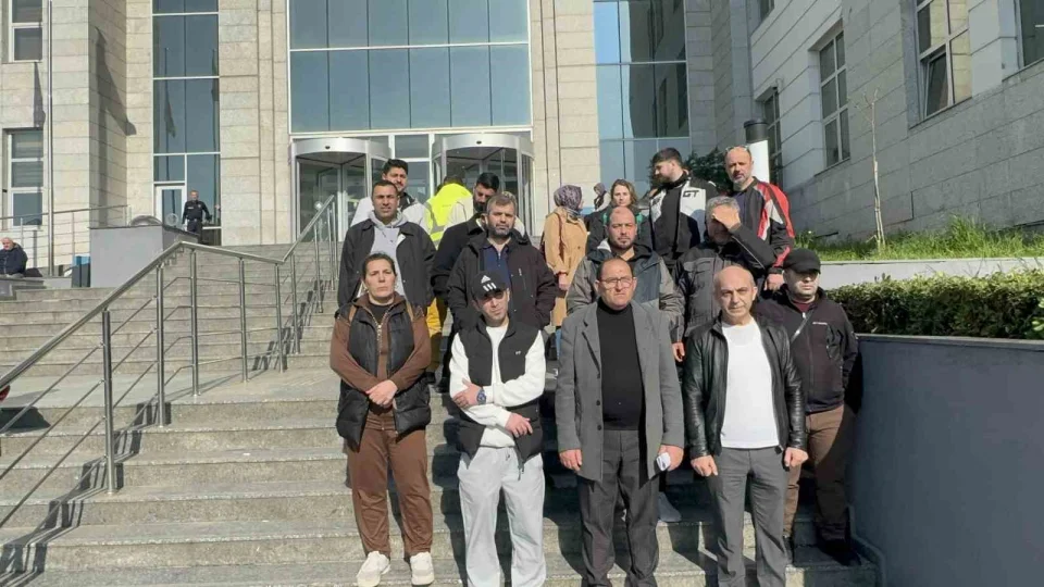 Kay�plara kar��an galericiden ma�dura teselli: 'Kendini �zme'