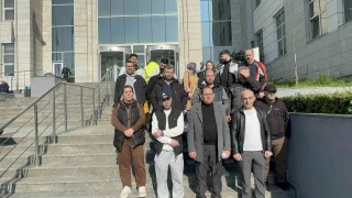 Kay�plara kar��an galericiden ma�dura teselli: 'Kendini �zme'