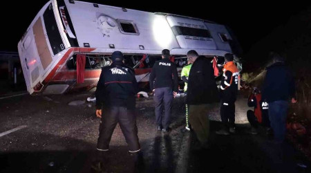 Kayseri'de yolcu otobs devrildi: 8'i ar 38 yaral