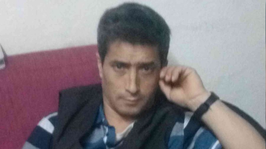 Kestiği ağacın altında kaldı