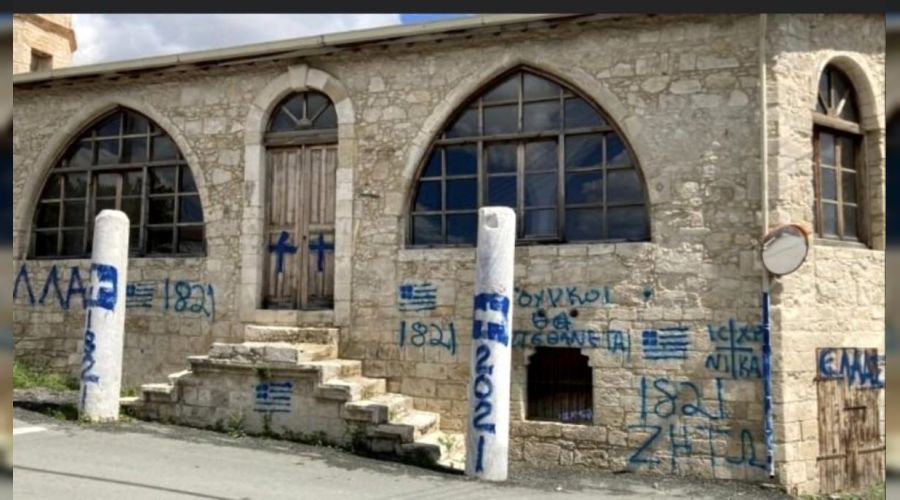 Kıbrıs'ta cami saldırısına kınama