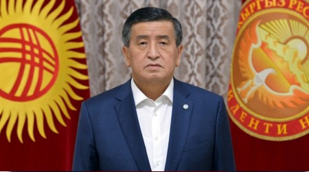 Krgzistan Cumhurbakan Ceenbekov pes etmiyor