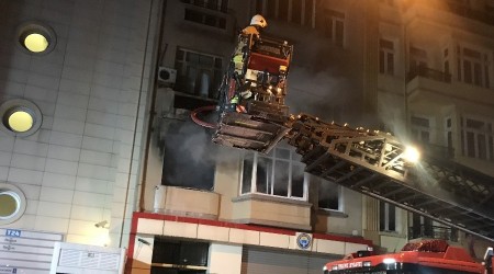 Kırgızistan Konsolosluk binasında yangın