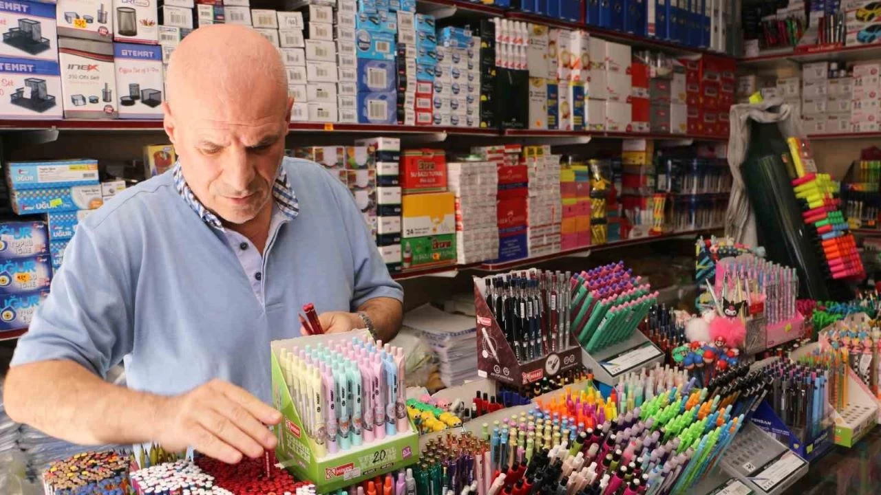 Kırtasiyelerde hazırlıklar tamamlandı