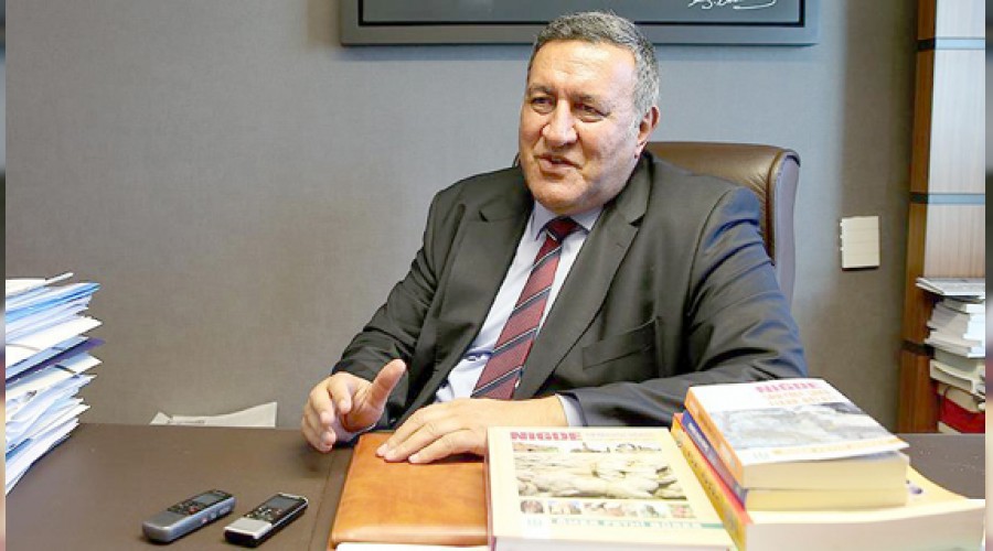 Kitaplarıyla Niğde tarihine ışık tutuyor