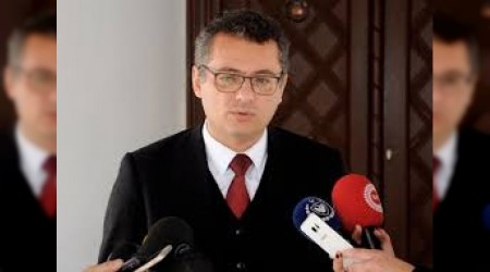 KKTC'de hkmeti Erhrman kuracak