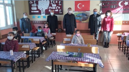 Köy okullarında yüz yüze eğitim başladı