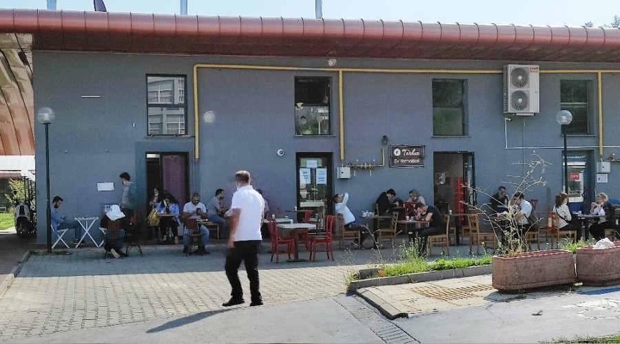 KPSS'de adaylar içeride yakınları dışarıda ter döktü