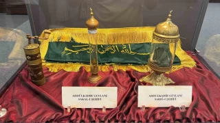 Kutsal emanetler zmir'de ziyarete ald