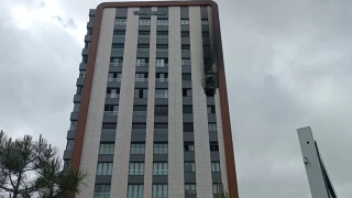 Lüks sitede çıkan yangın paniğe yol açtı