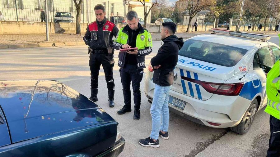 Makas atınca cezayı yedi