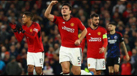 Manchester United ilk kez kazandı