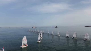 Marmara Denizi'nde yelken ve römorkör şov