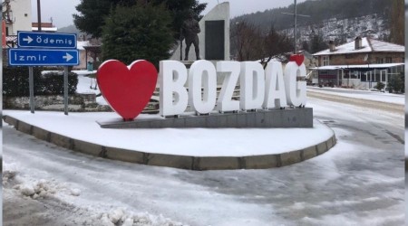 Mart karı İzmir'deki Bozdağ'ı beyaza bürüdü