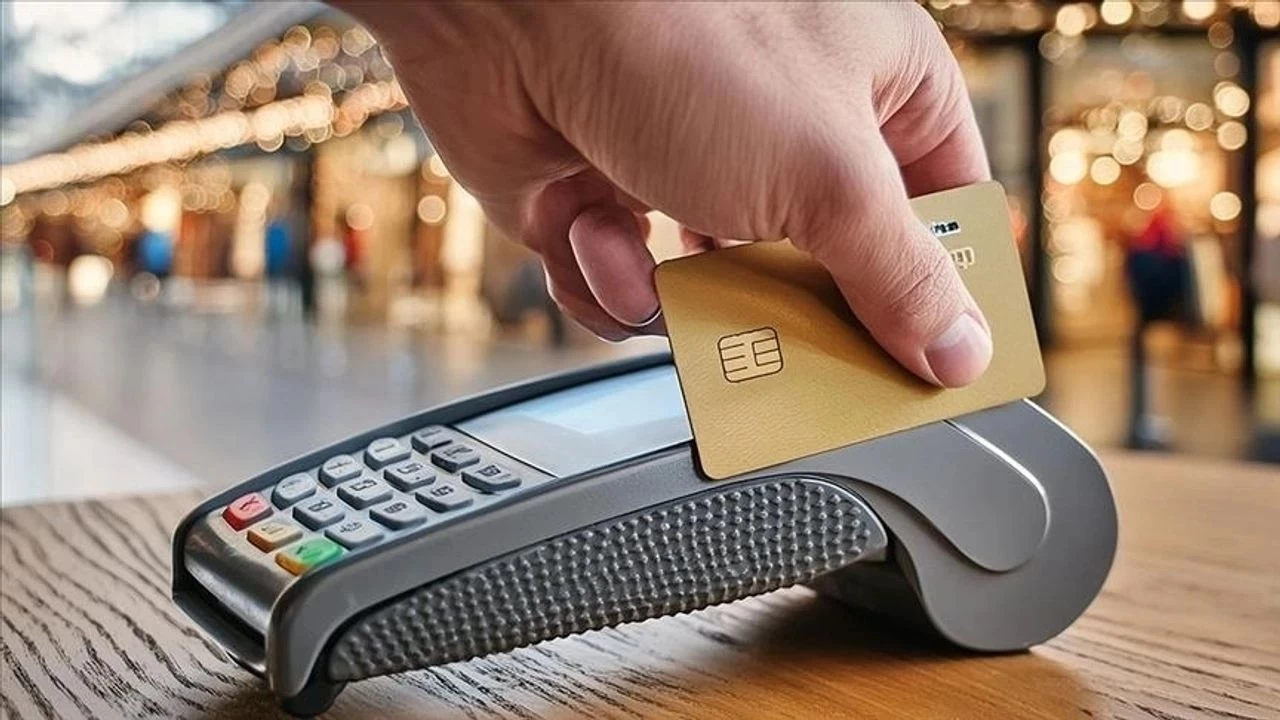 Mayıs ayında 1.99 trilyon TL tutarında ödeme kartla yapıldı