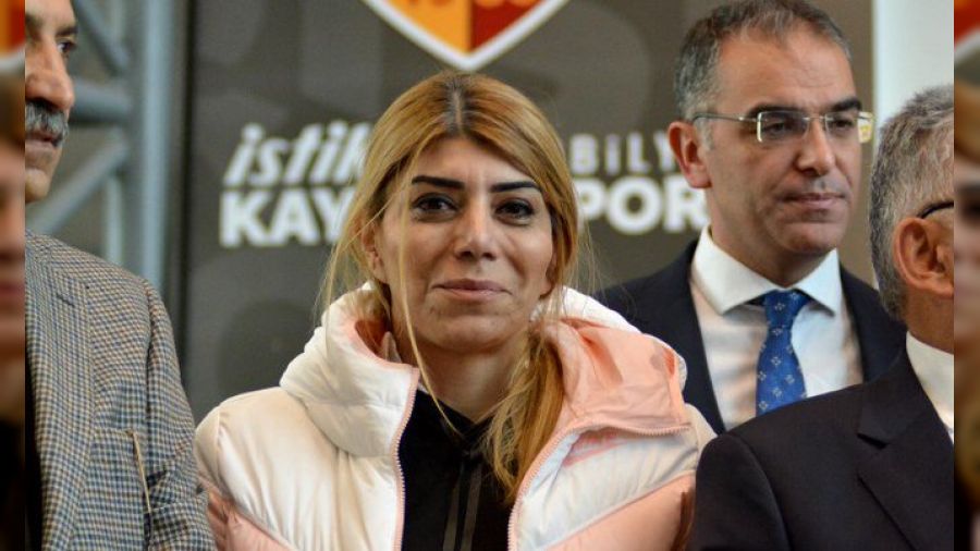 "Mecnun başkana soracağım"