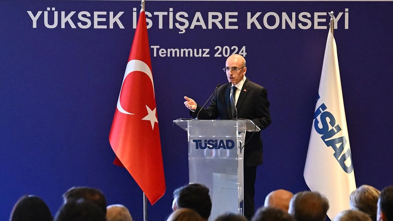Mehmet imek TSAD toplantsnda konutu