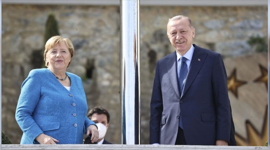 Merkel'den Erdo�an'a veda ziyareti