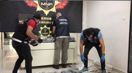 Mersin polisi uyuturucuyla mcadelede Trkiye birincisi